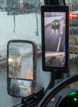 Luvia en retrovisor electrónico